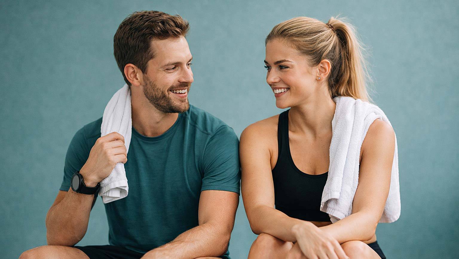 Professionelle Sportmassage in Augsburg Sportler und Sportlerin nach dem Training – Zenjane Sportmassage Augsburg